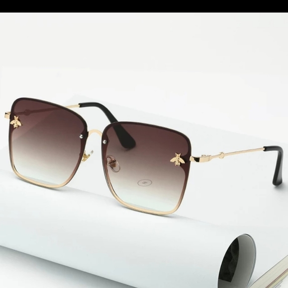 2021  new fashion oversize sunglasses - Picture 2 of 3